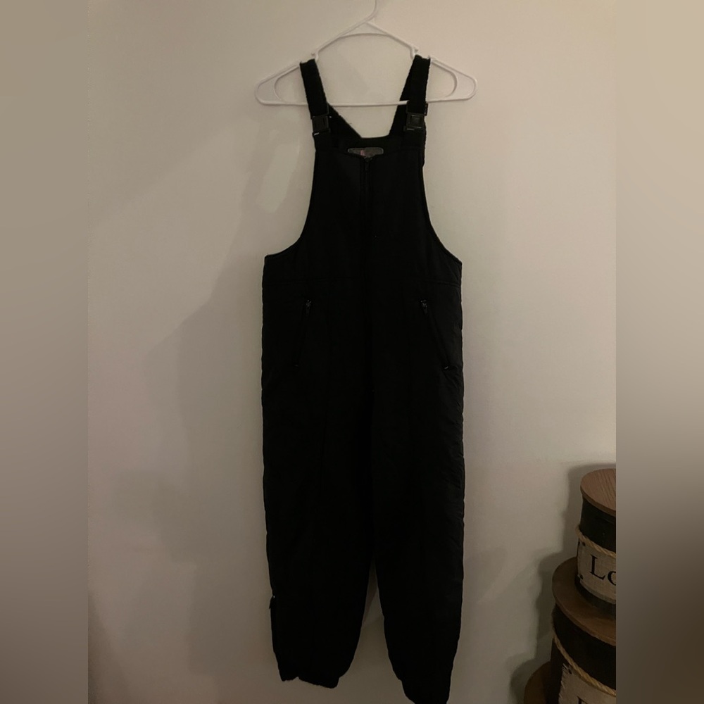 IN EXCELLENT CONDITION!STEEP SLOPES SNOW/SKI ONE PIECE ZIP UP SNOW PANTS Size 16